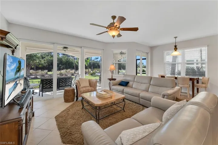 1285 Rialto Way 102, Naples, Florida 34114