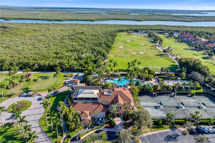 1285 Rialto Way 102, Naples, Florida 34114