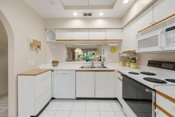 721 Mardel Dr # 602, Naples Fl 34104