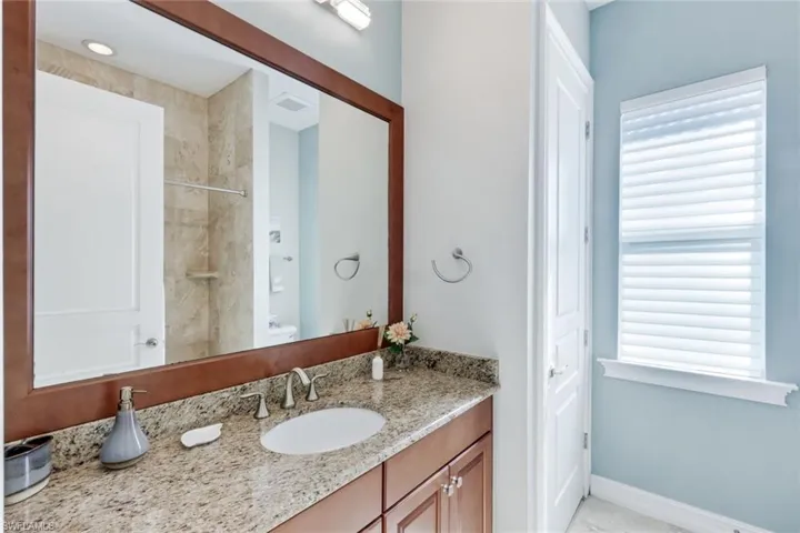 9333 Campanile Cir, Naples, Florida 34114