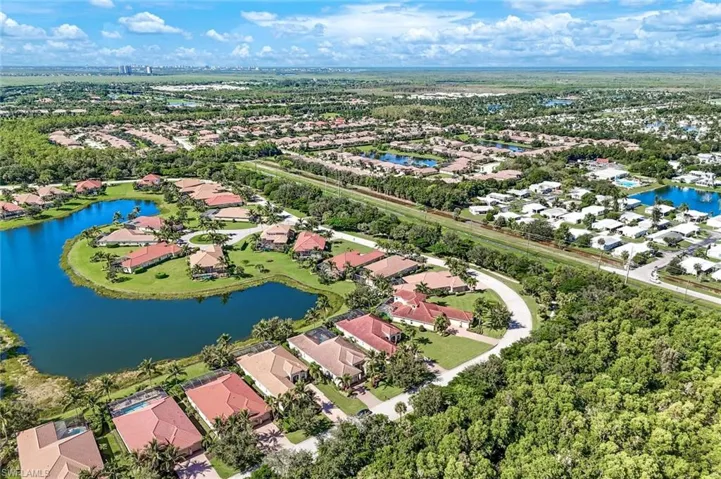 9333 Campanile Cir, Naples, Florida 34114