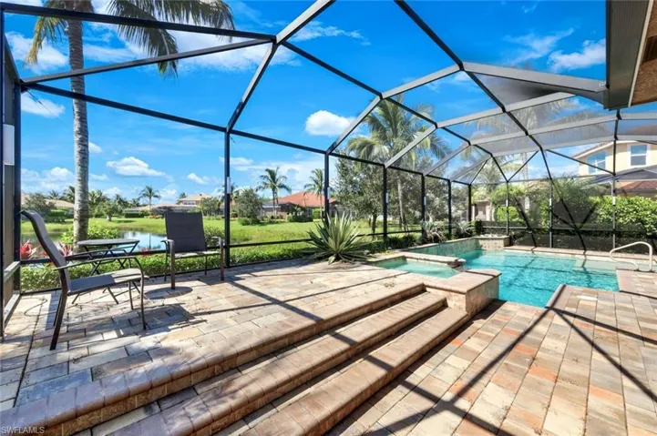 9333 Campanile Cir, Naples, Florida 34114