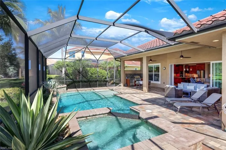 9333 Campanile Cir, Naples, Florida 34114