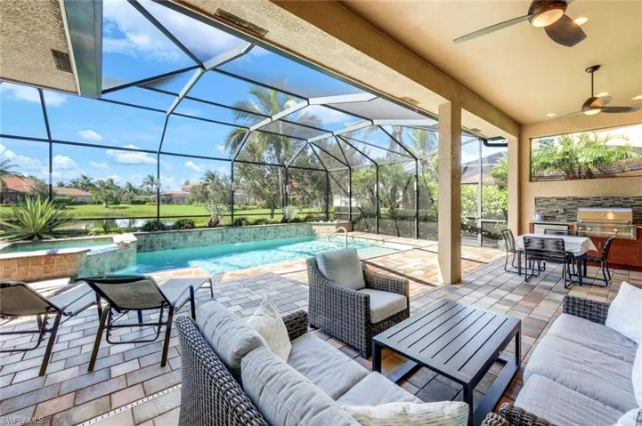 9333 Campanile Cir, Naples, Florida 34114