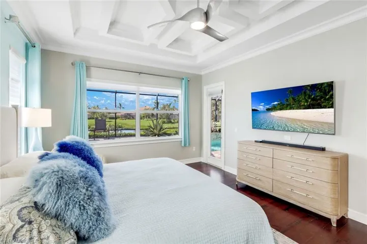 9333 Campanile Cir, Naples, Florida 34114
