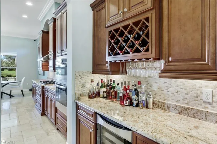 9333 Campanile Cir, Naples, Florida 34114