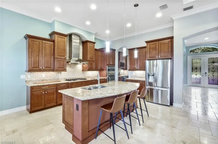 9333 Campanile Cir, Naples, Florida 34114