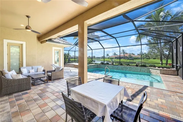 9333 Campanile Cir, Naples, Florida 34114