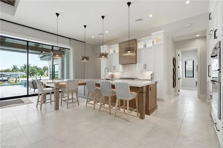 4949 Seville Ct, Cape Coral, Florida 33904