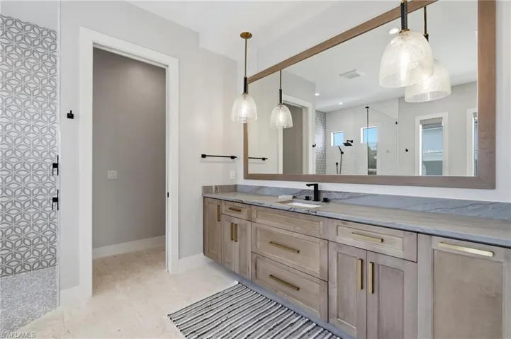 4949 Seville Ct, Cape Coral, Florida 33904
