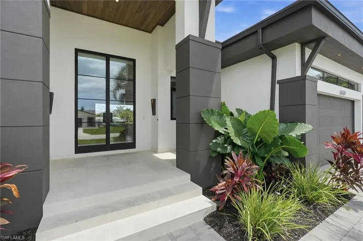 4949 Seville Ct, Cape Coral, Florida 33904