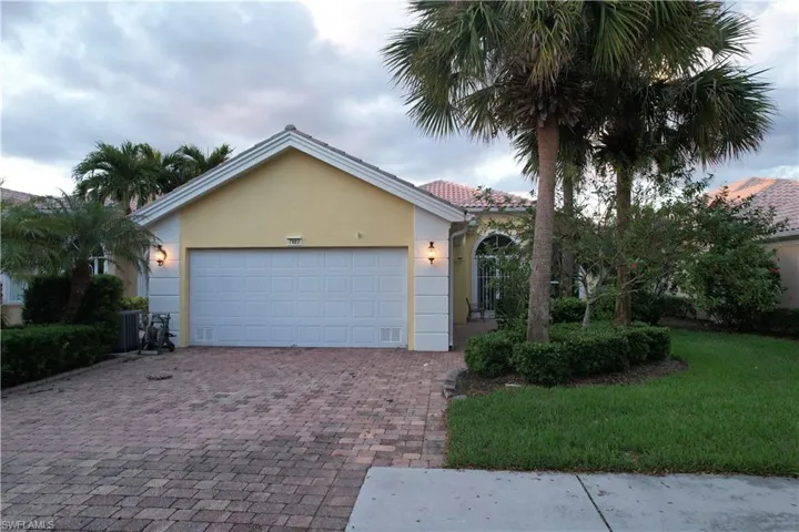 7983 Valentina Ct, Naples, Florida 34114