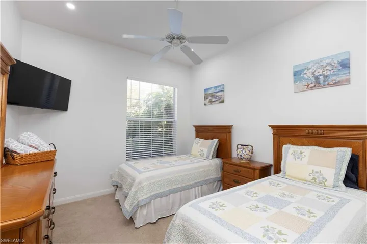 7983 Valentina Ct, Naples, Florida 34114