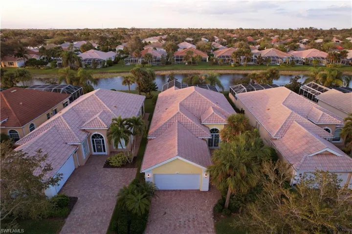 7983 Valentina Ct, Naples, Florida 34114
