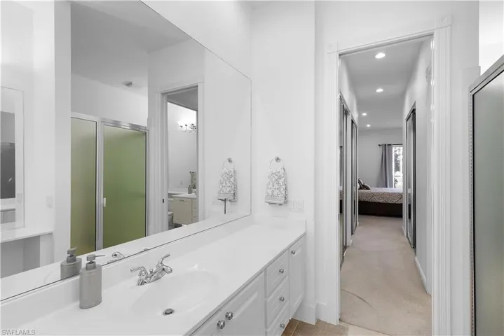 7983 Valentina Ct, Naples, Florida 34114