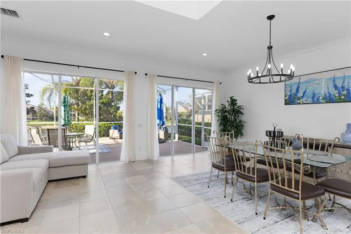 7983 Valentina Ct, Naples, Florida 34114