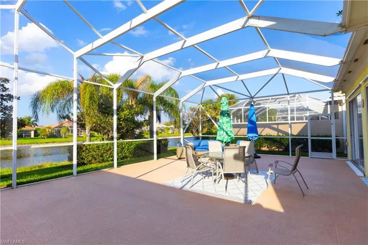 7983 Valentina Ct, Naples, Florida 34114