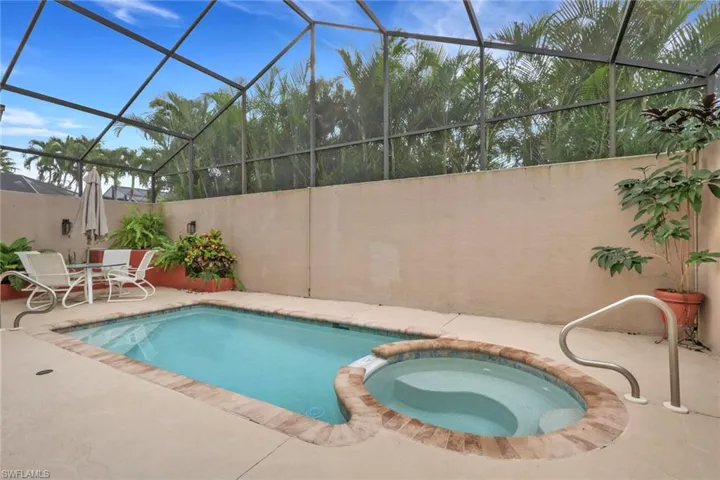 9519  Mariners Cove S LN, Fort Myers, FL 33919