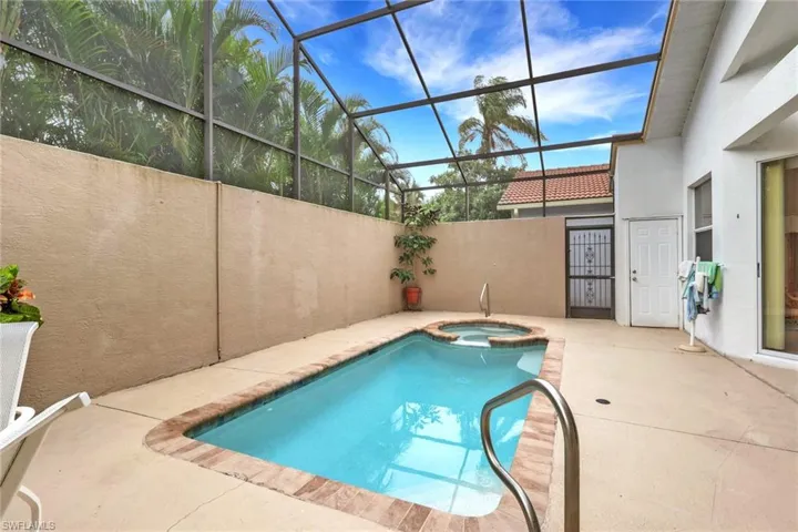 9519  Mariners Cove S LN, Fort Myers, FL 33919