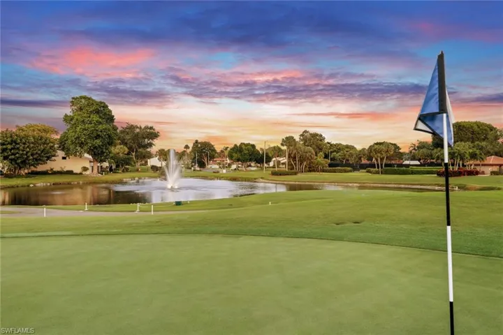 9519 Mariners Cove Ln S, Fort Myers, Florida 33919