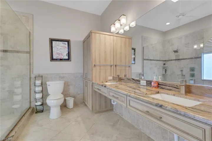 9519  Mariners Cove S LN, Fort Myers, FL 33919