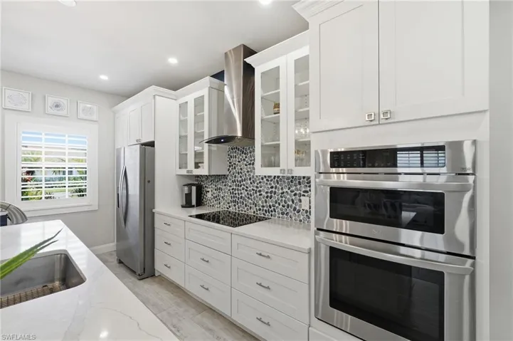 1747 Reuven Cir 3, Naples, Florida 34112