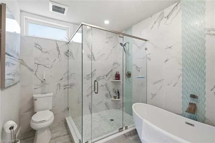 ENSUITE BATH...