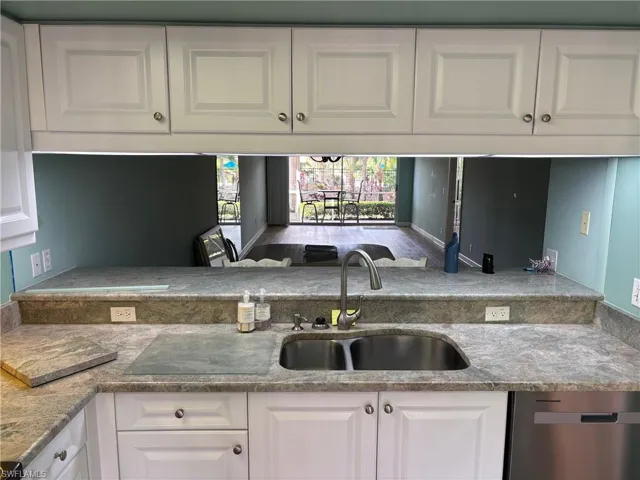 2462 Hidden Lake Dr # 5, Naples Fl 34112