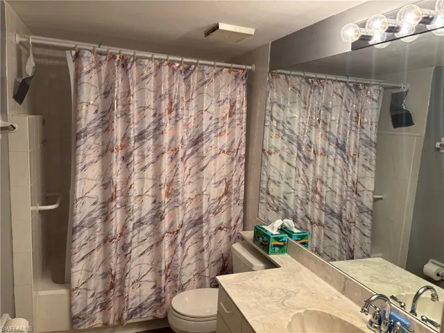2462 Hidden Lake Dr # 5, Naples Fl 34112