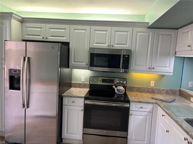 2462 Hidden Lake Dr # 5, Naples Fl 34112