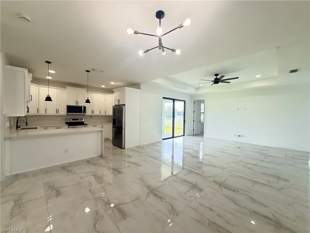 2801 Sw 3rd St, Cape Coral, Florida 33991