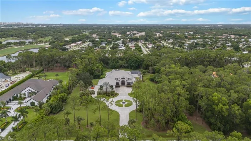 2263 Coach House Lane