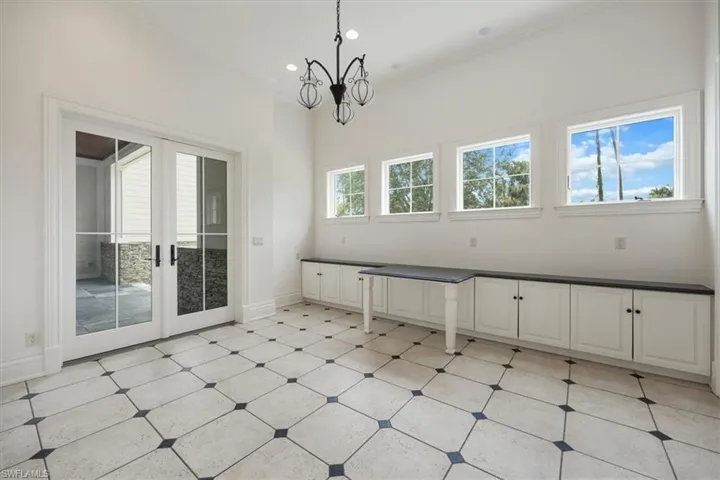 2263 Coach House Ln, Naples, Florida 34105