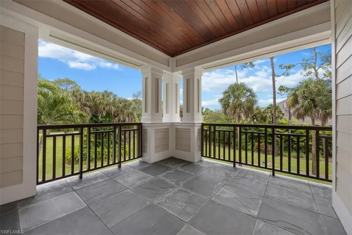 2263 Coach House Ln, Naples, Florida 34105