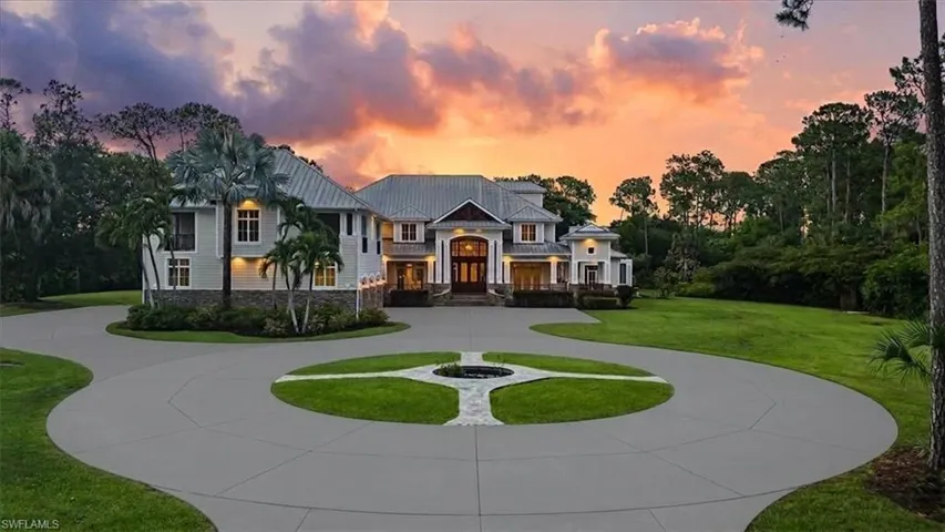 5-Acre estate with grand entrance and water feature