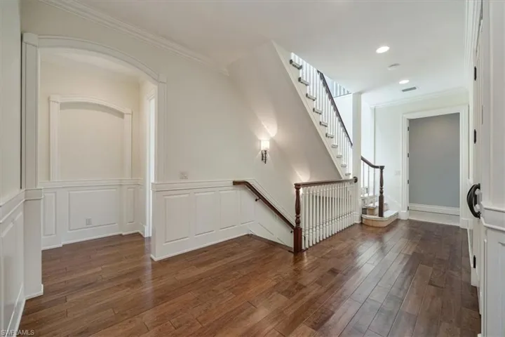 2263 Coach House Ln, Naples, Florida 34105