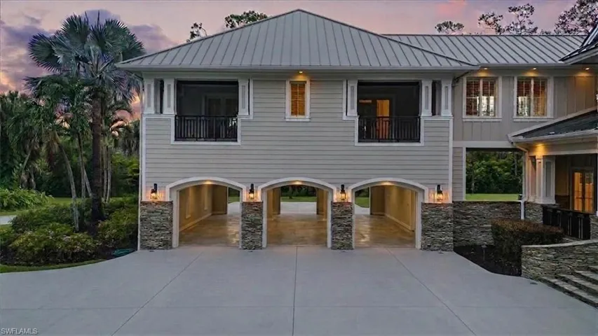6-car garage with lift