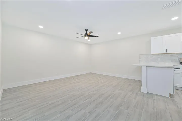 livingroom +dining room