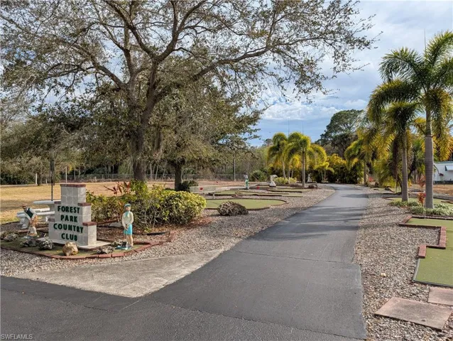 810 Hollyberry Ct, North Fort Myers, Florida 33917