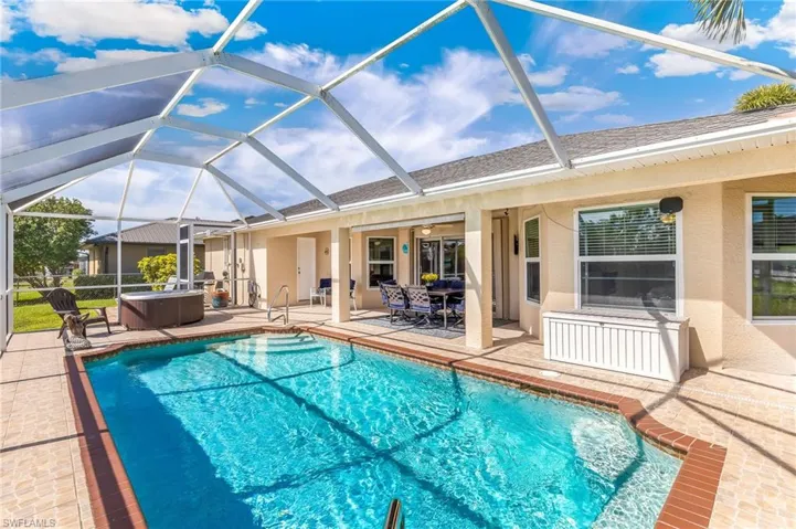 311 Ne 17th Pl, Cape Coral, Florida 33909