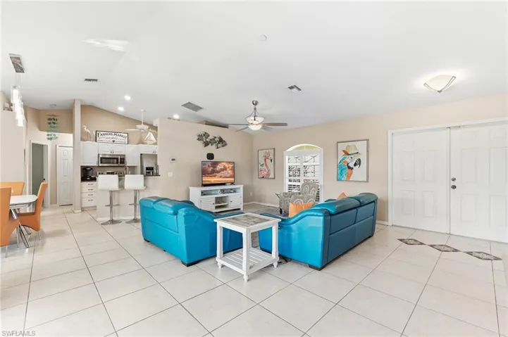 311 Ne 17th Pl, Cape Coral, Florida 33909
