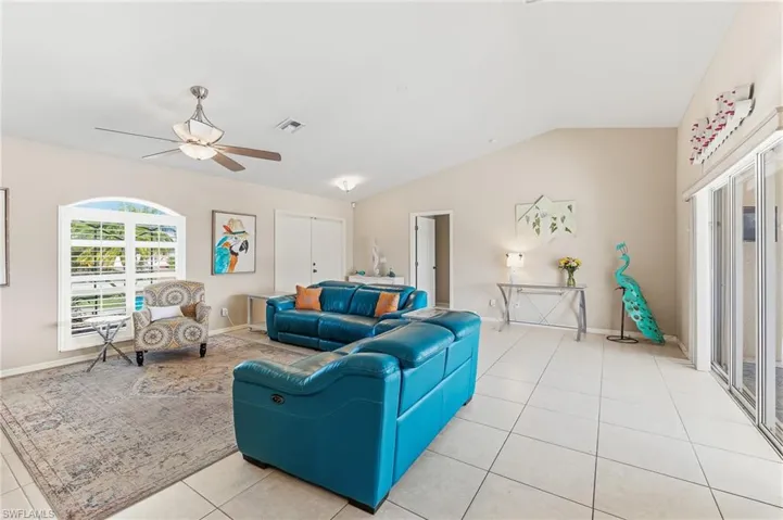 311 Ne 17th Pl, Cape Coral, Florida 33909