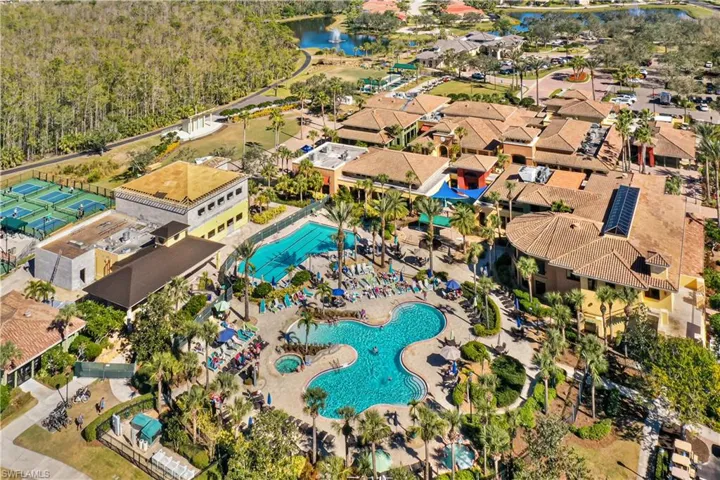 Amenity Town Center