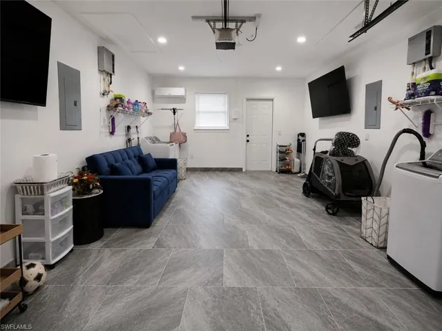 1419 Shelby Pkwy, Cape Coral, Florida 33904