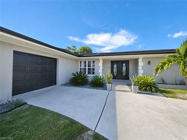 1419 Shelby Pkwy, Cape Coral, Florida 33904
