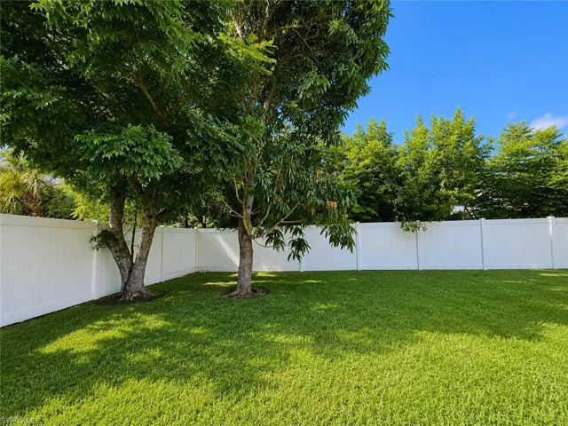 1419 Shelby Pkwy, Cape Coral, Florida 33904