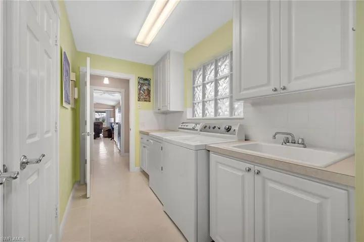 7159  Marconi  CT, Naples, FL 34114