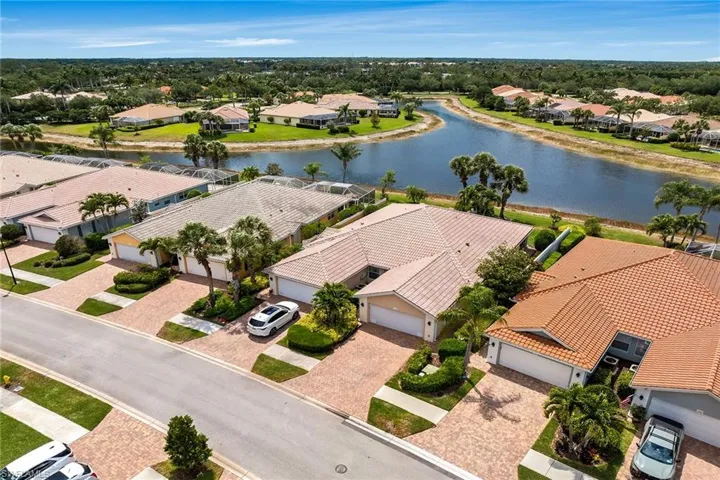 7159  Marconi  CT, Naples, FL 34114