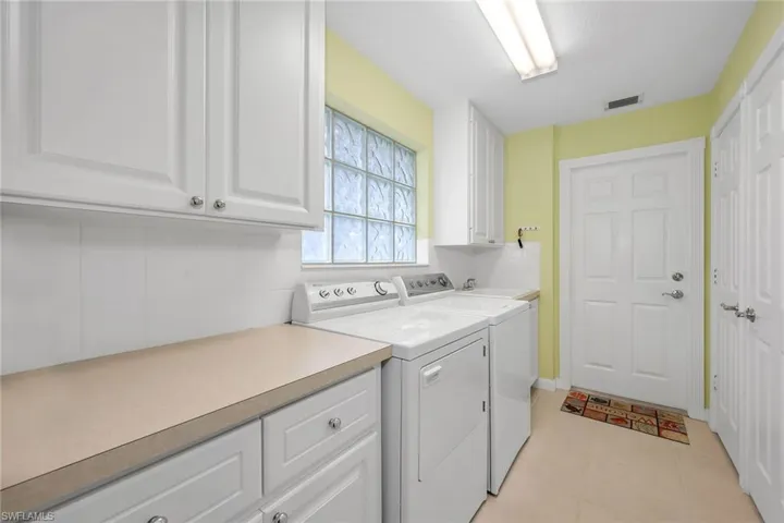 7159  Marconi  CT, Naples, FL 34114