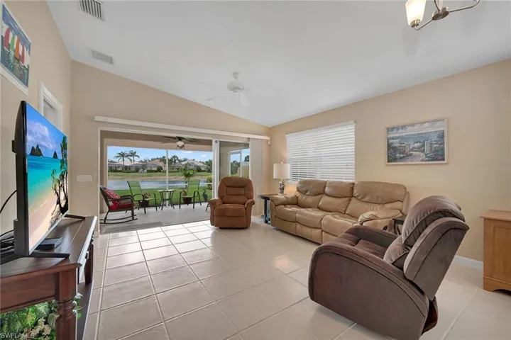 7159  Marconi  CT, Naples, FL 34114